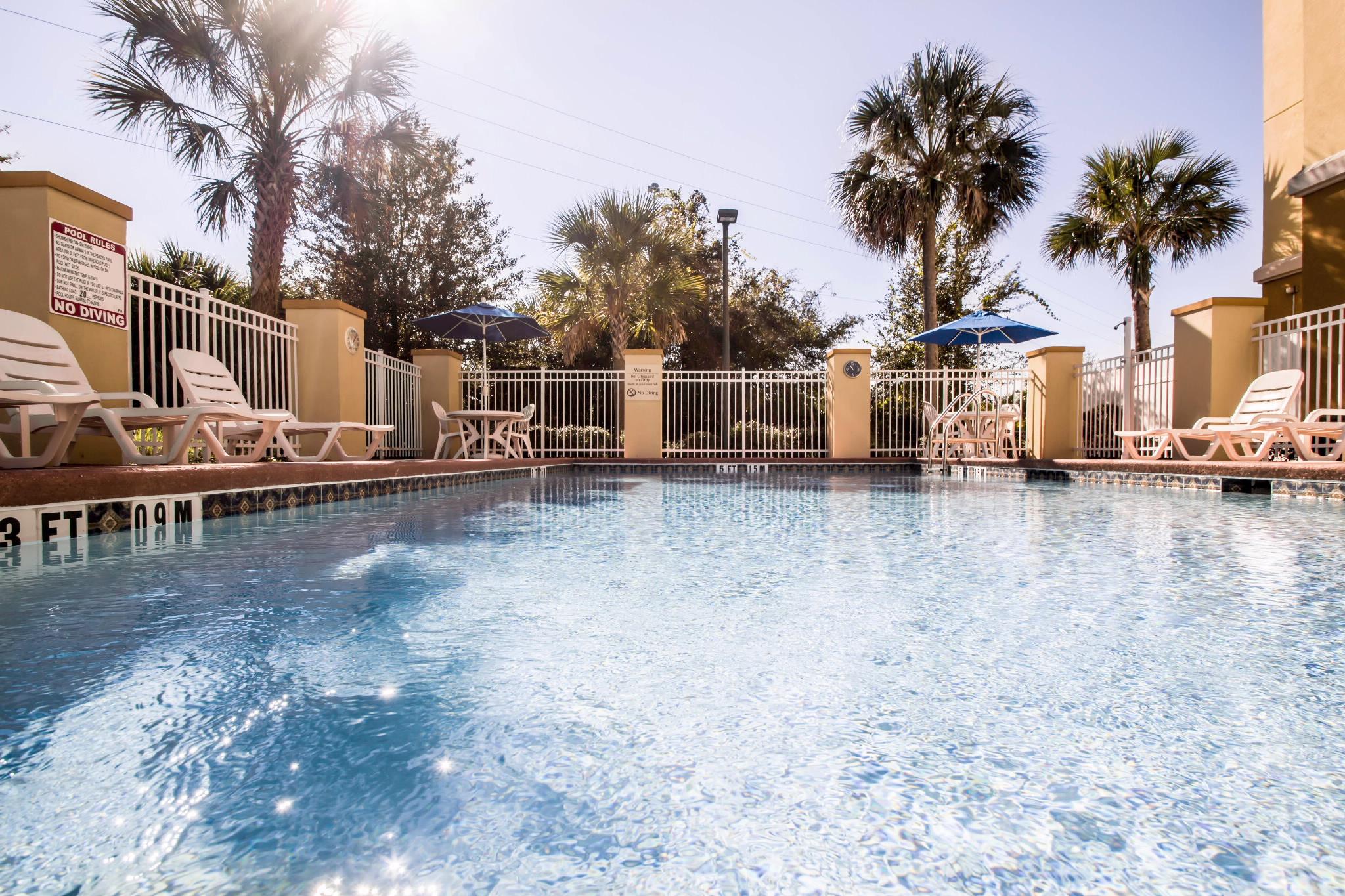 Comfort Suites Orlando Airport Εξωτερικό φωτογραφία