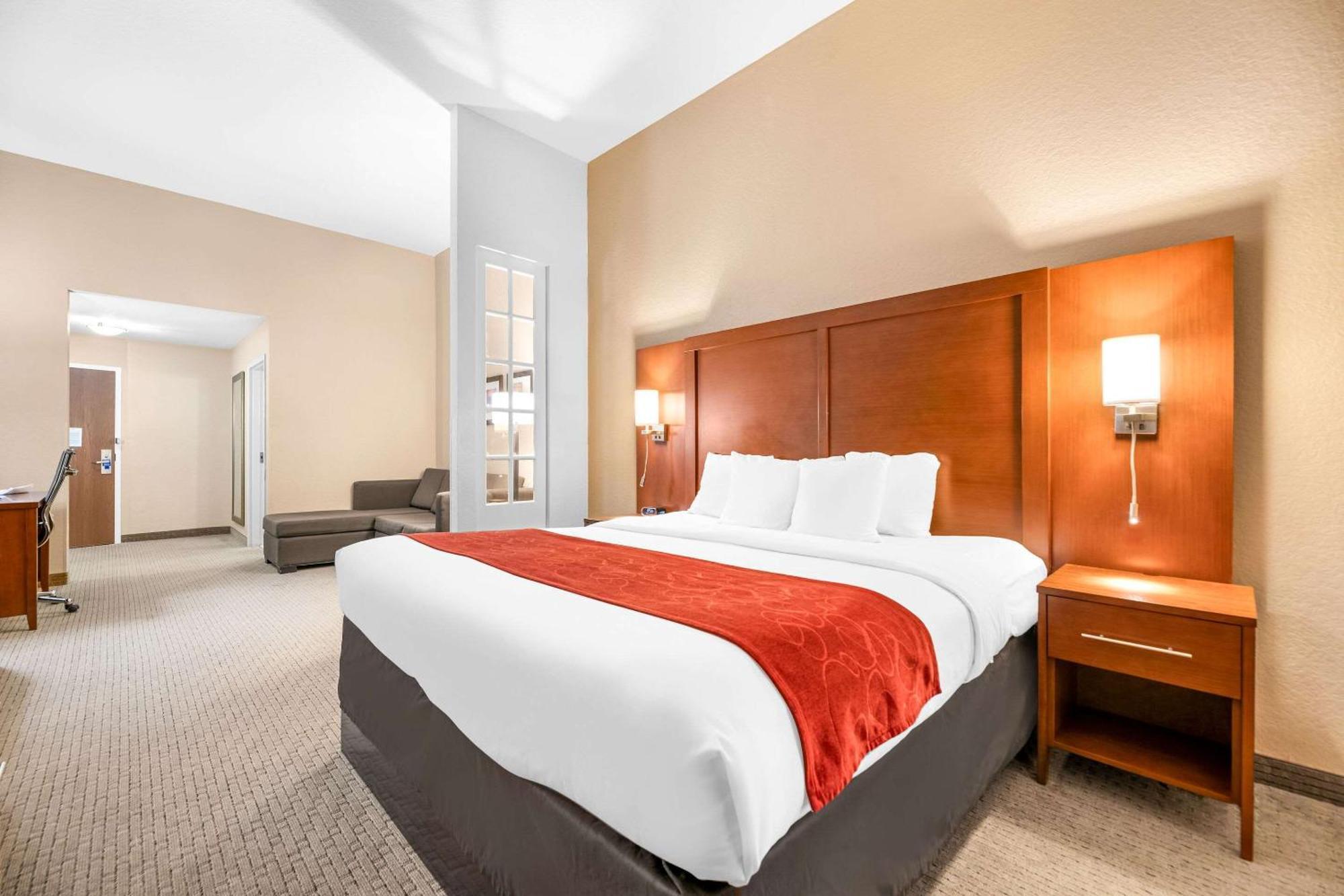 Comfort Suites Orlando Airport Εξωτερικό φωτογραφία